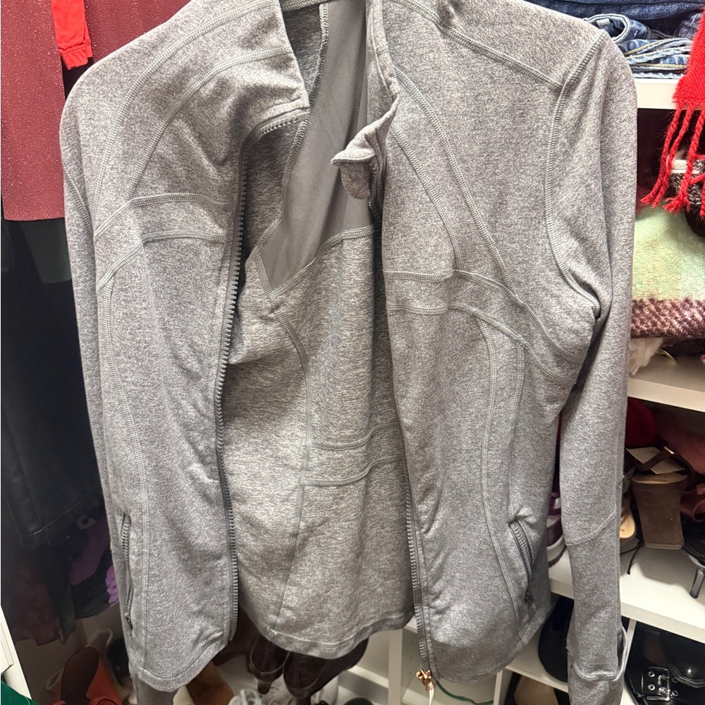 Lululemon Define jacket - Good condition - image 1